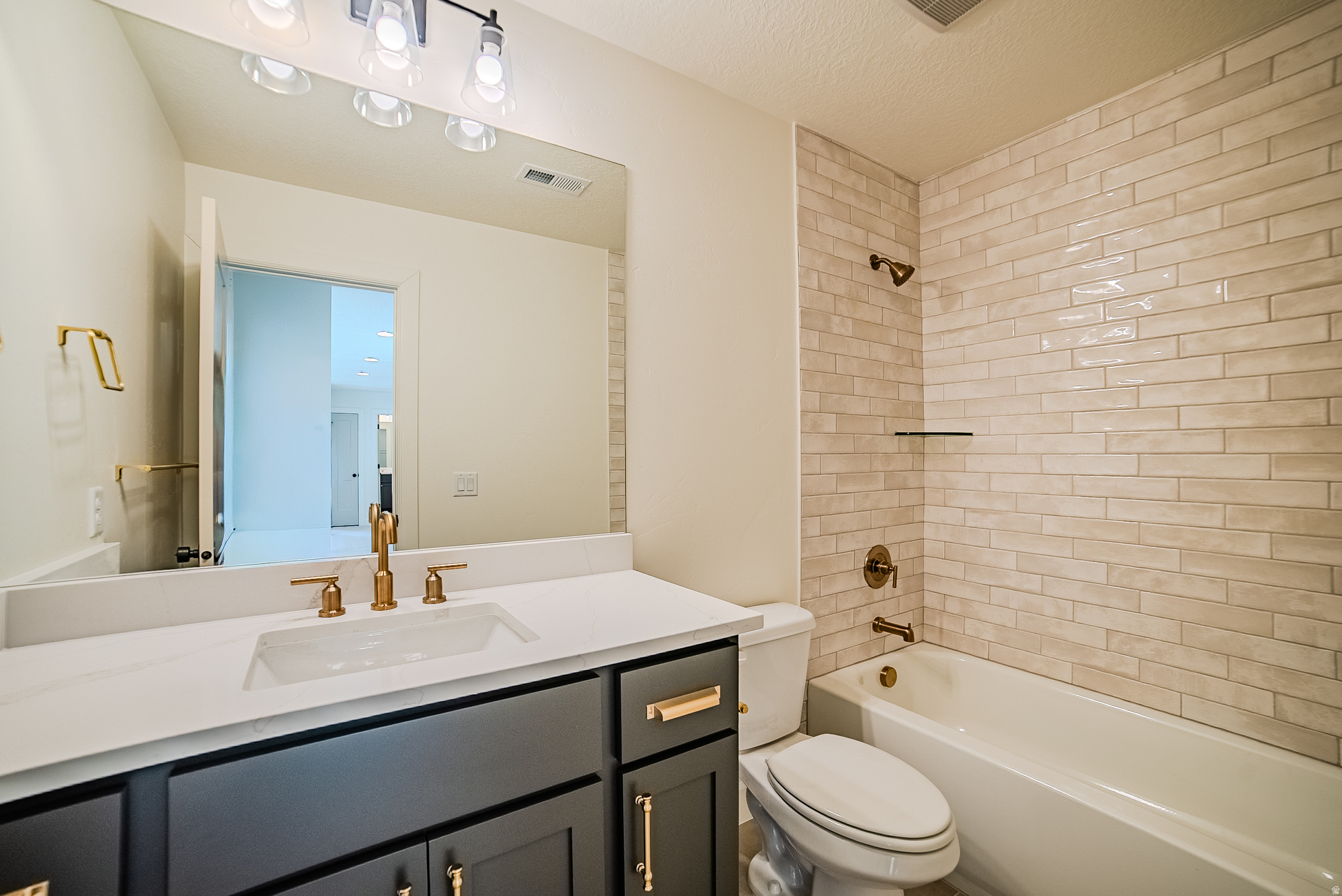 BEACON HILL - Residential