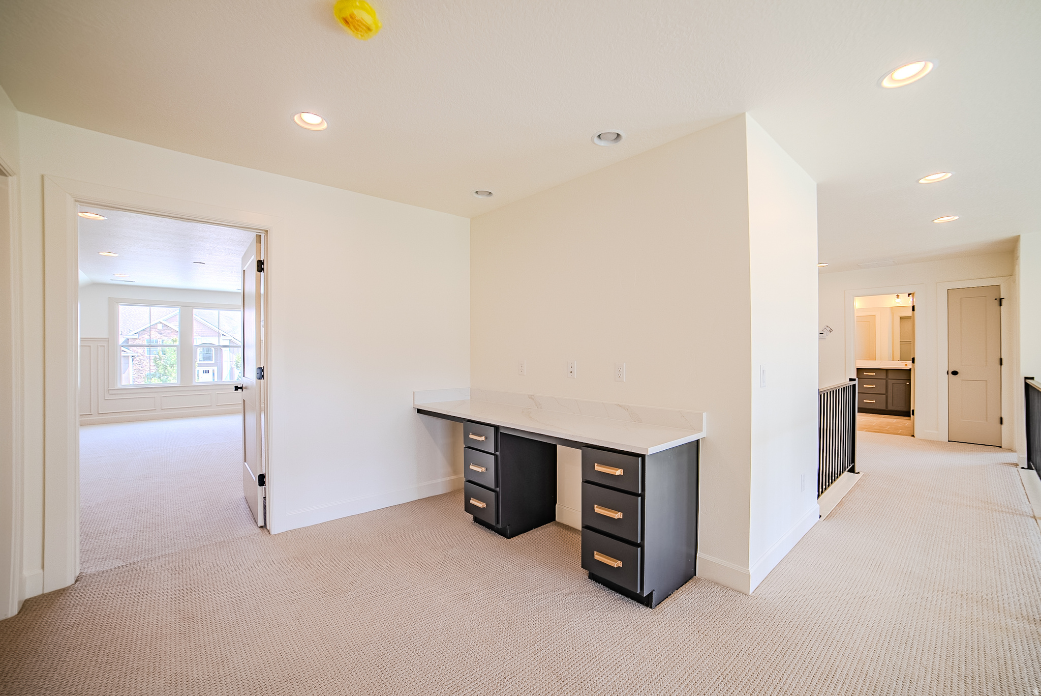 BEACON HILL - Residential