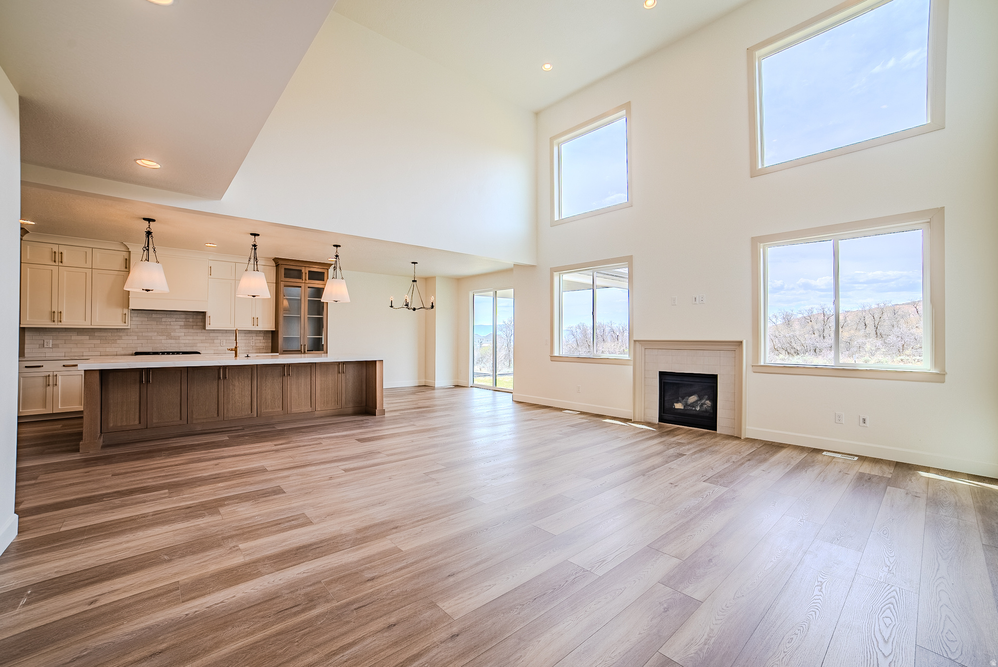 BEACON HILL - Residential