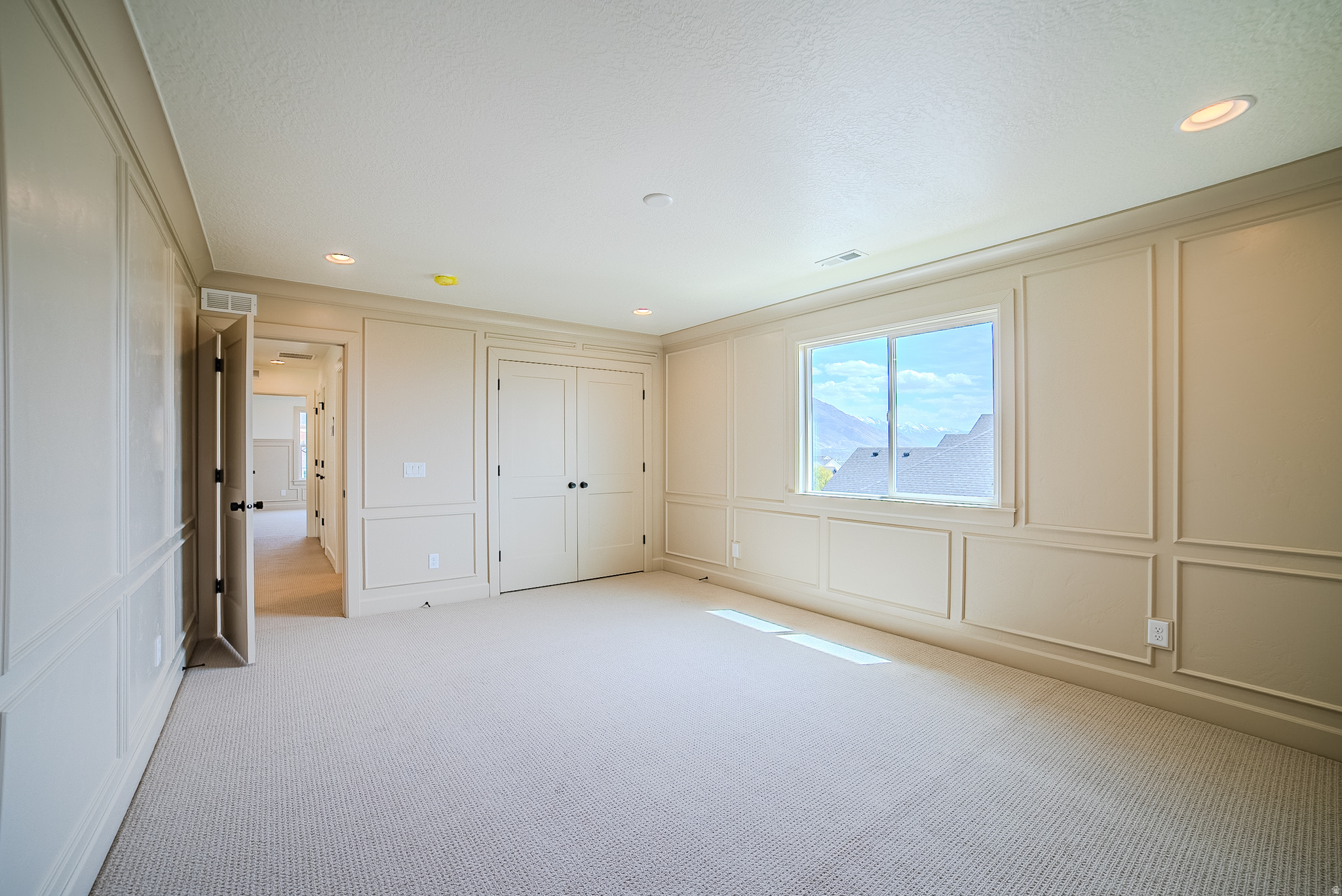 BEACON HILL - Residential