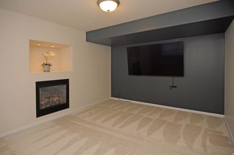 Tiny photo for 935 LONGLEAF DR, North Salt Lake, UT 84054 (MLS # 2120893)