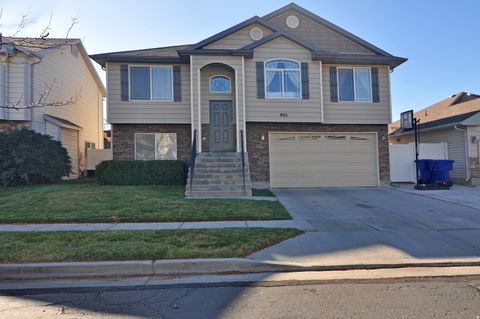 Tiny photo for 935 LONGLEAF DR, North Salt Lake, UT 84054 (MLS # 2120893)
