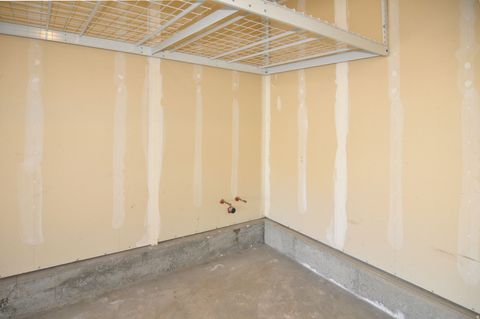 Tiny photo for 935 LONGLEAF DR, North Salt Lake, UT 84054 (MLS # 2120893)