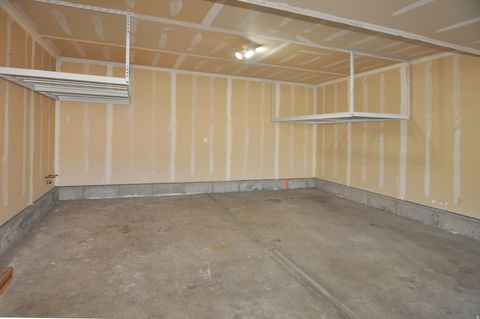 Tiny photo for 935 LONGLEAF DR, North Salt Lake, UT 84054 (MLS # 2120893)