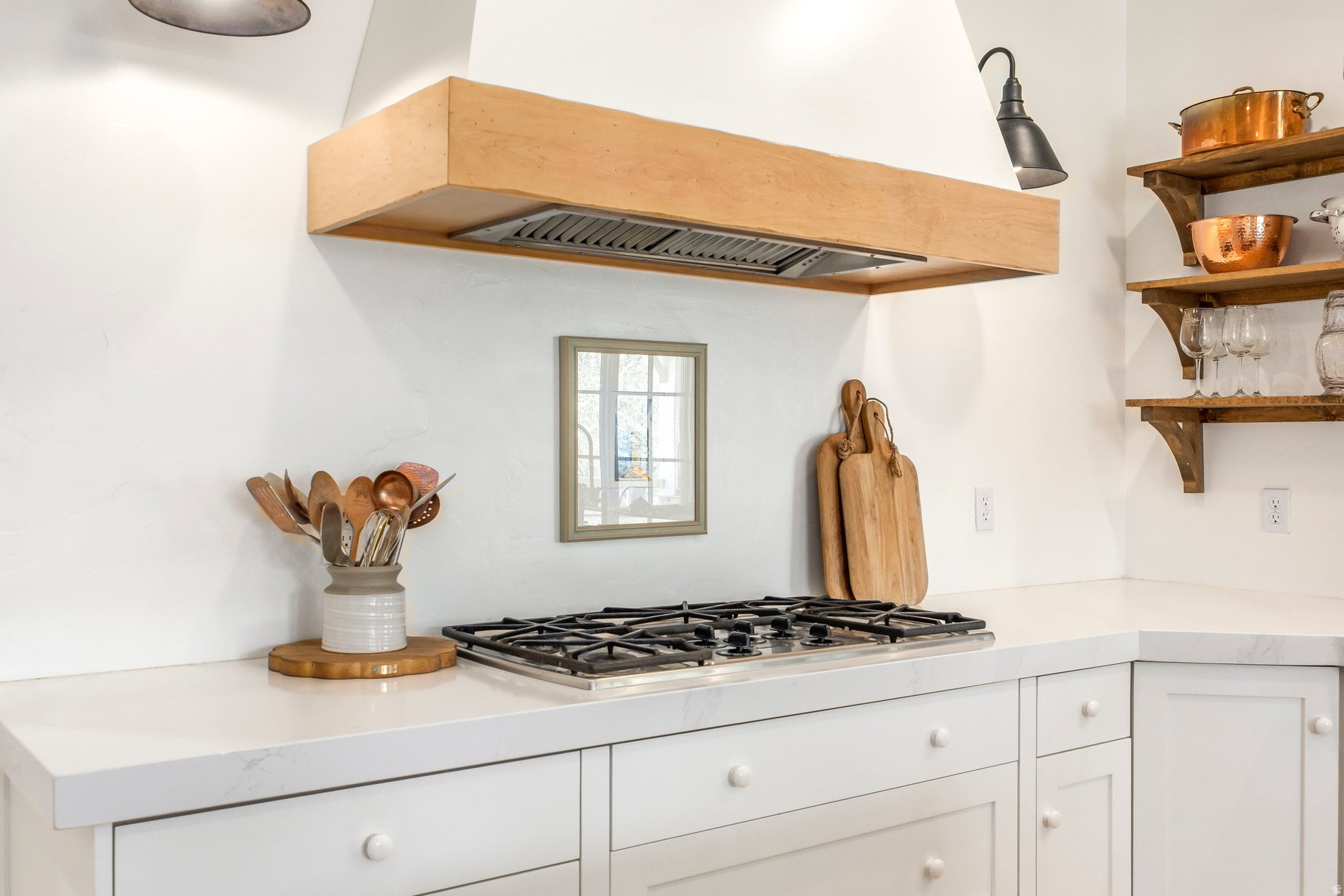 DUTCH FIELDS - Residential