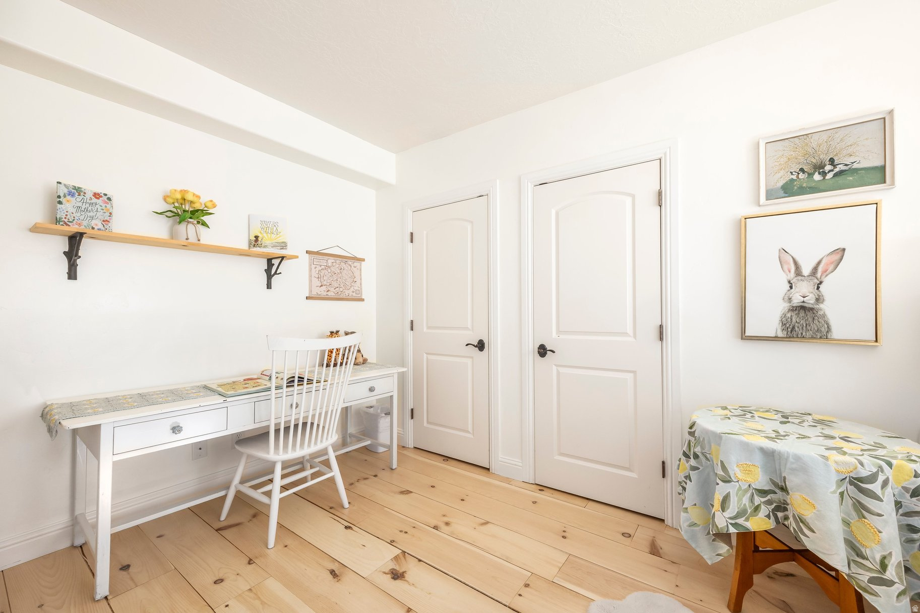 DUTCH FIELDS - Residential