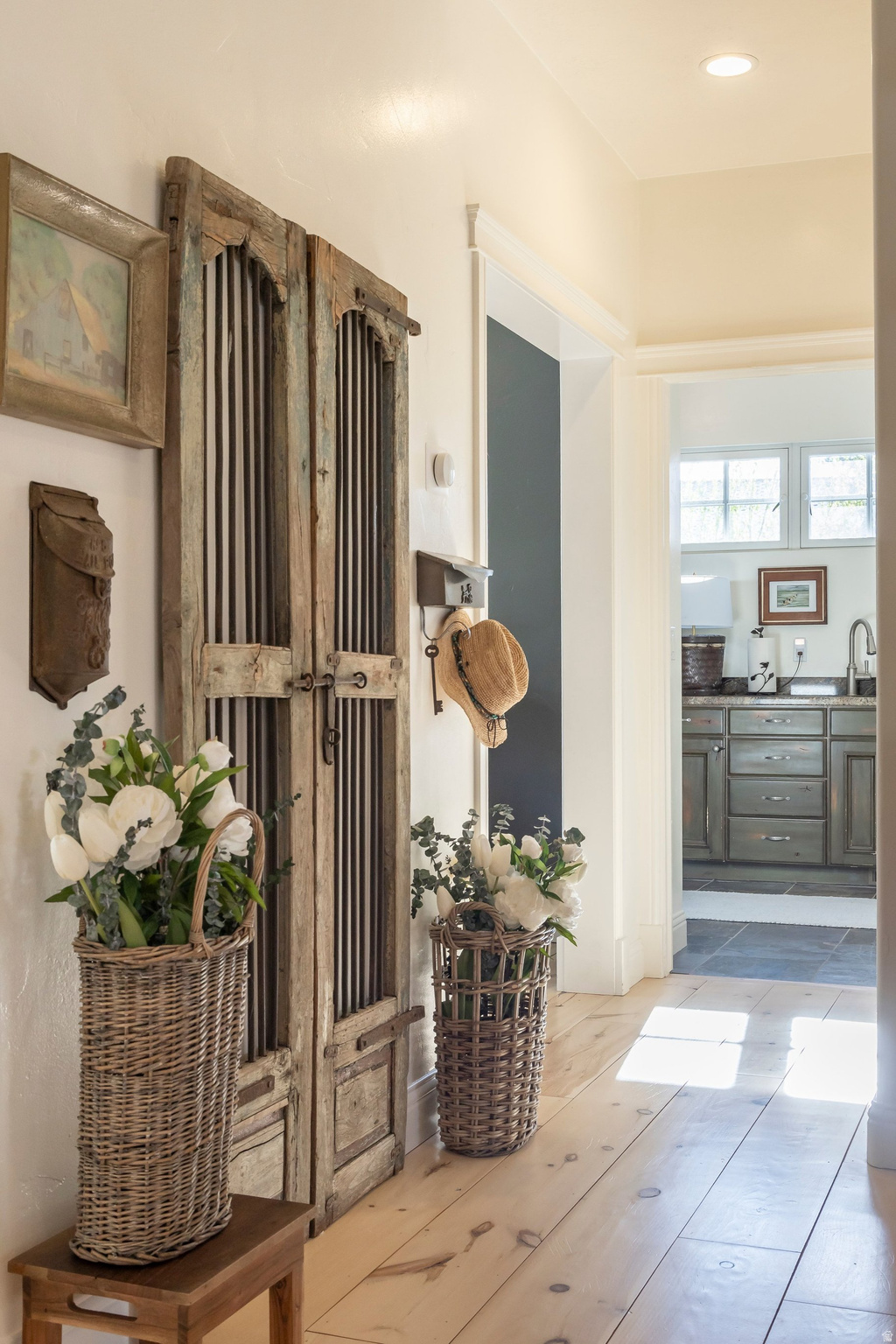 DUTCH FIELDS - Residential