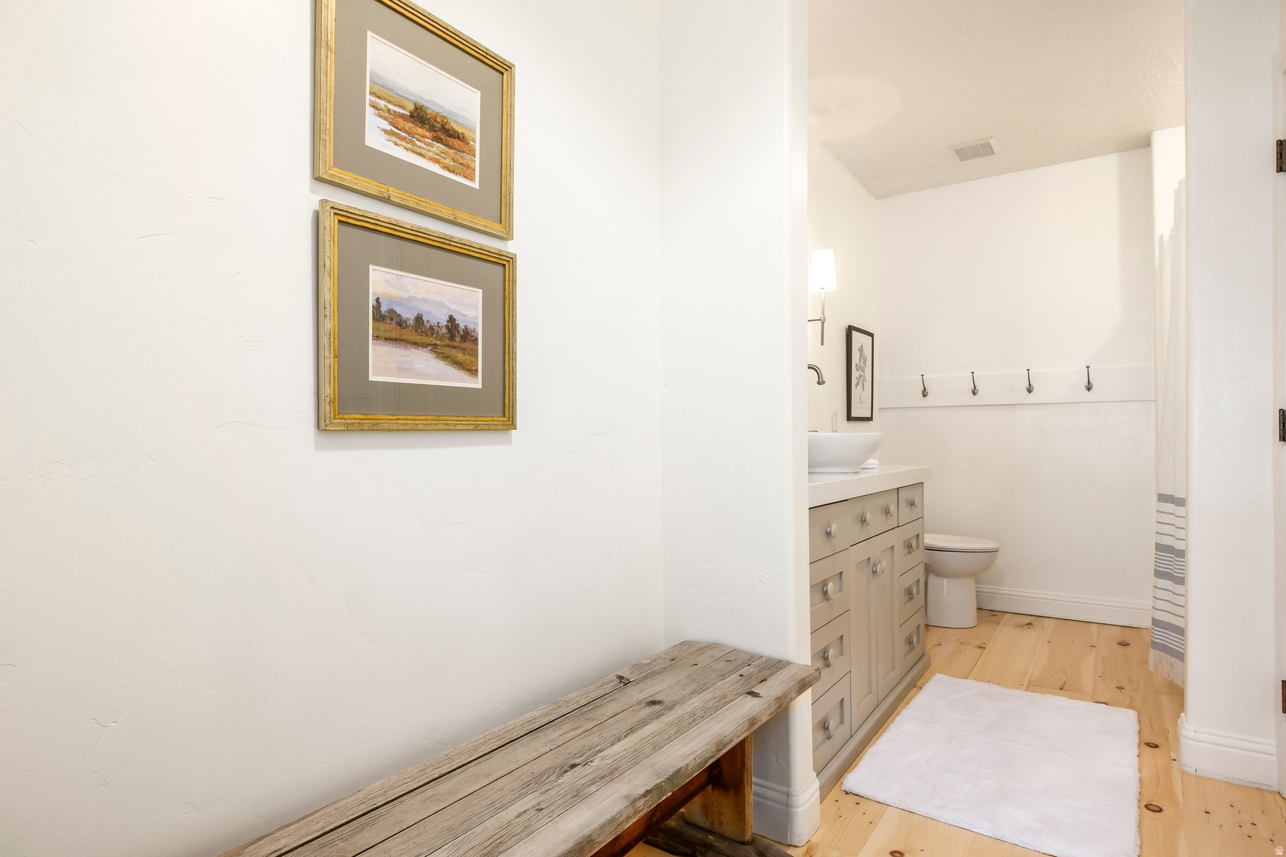 DUTCH FIELDS - Residential