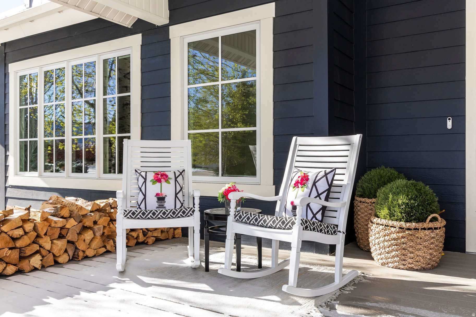 DUTCH FIELDS - Residential