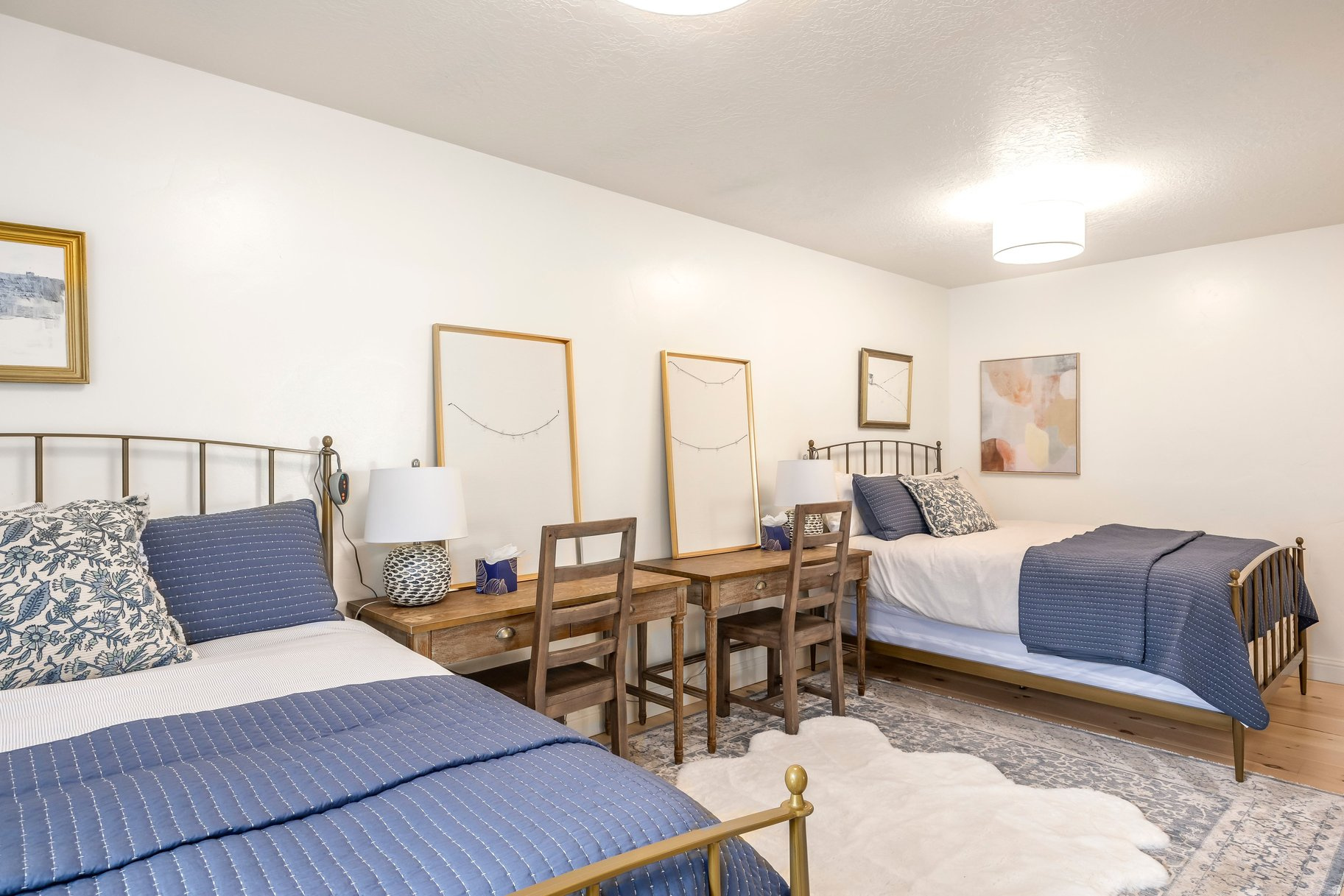 DUTCH FIELDS - Residential