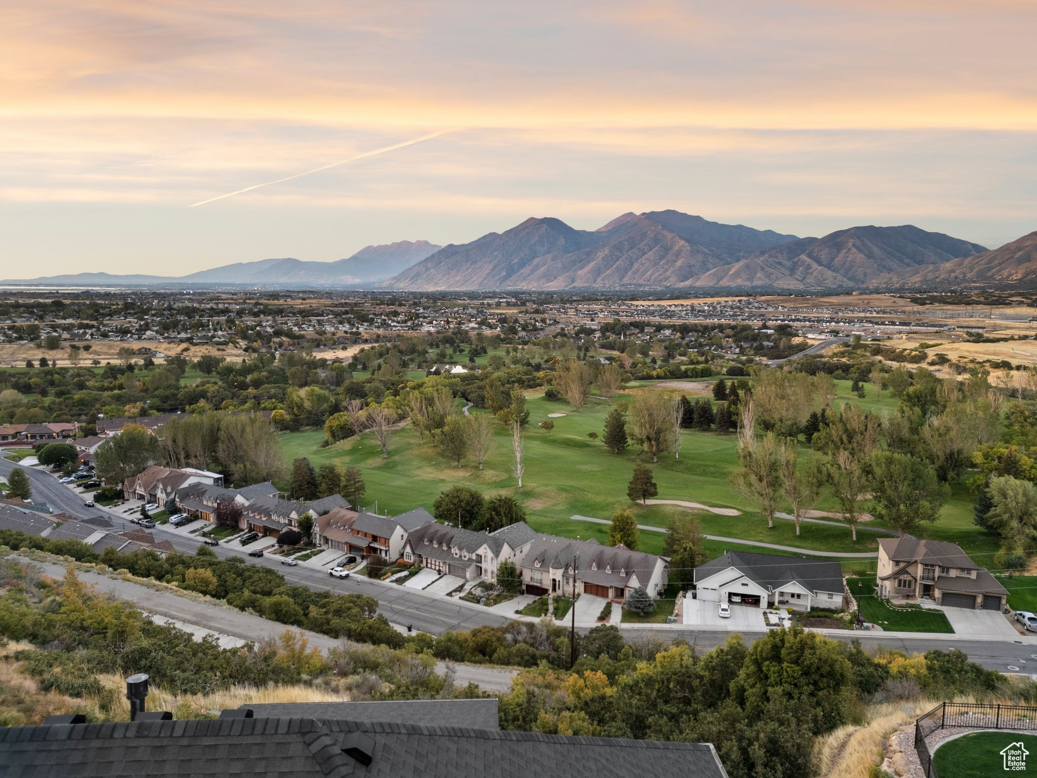 OAKRIDGE COVE - Residential