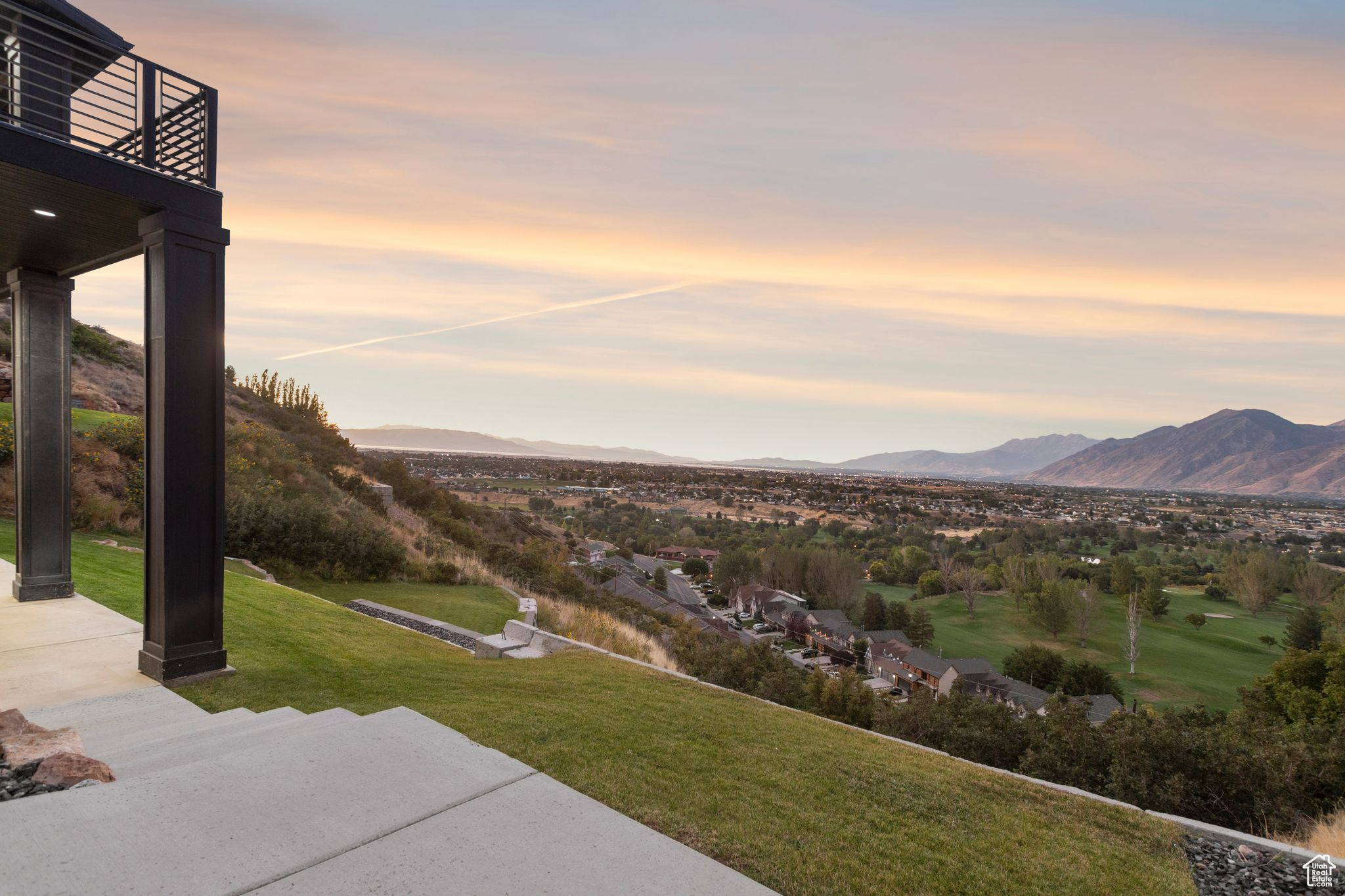 OAKRIDGE COVE - Residential