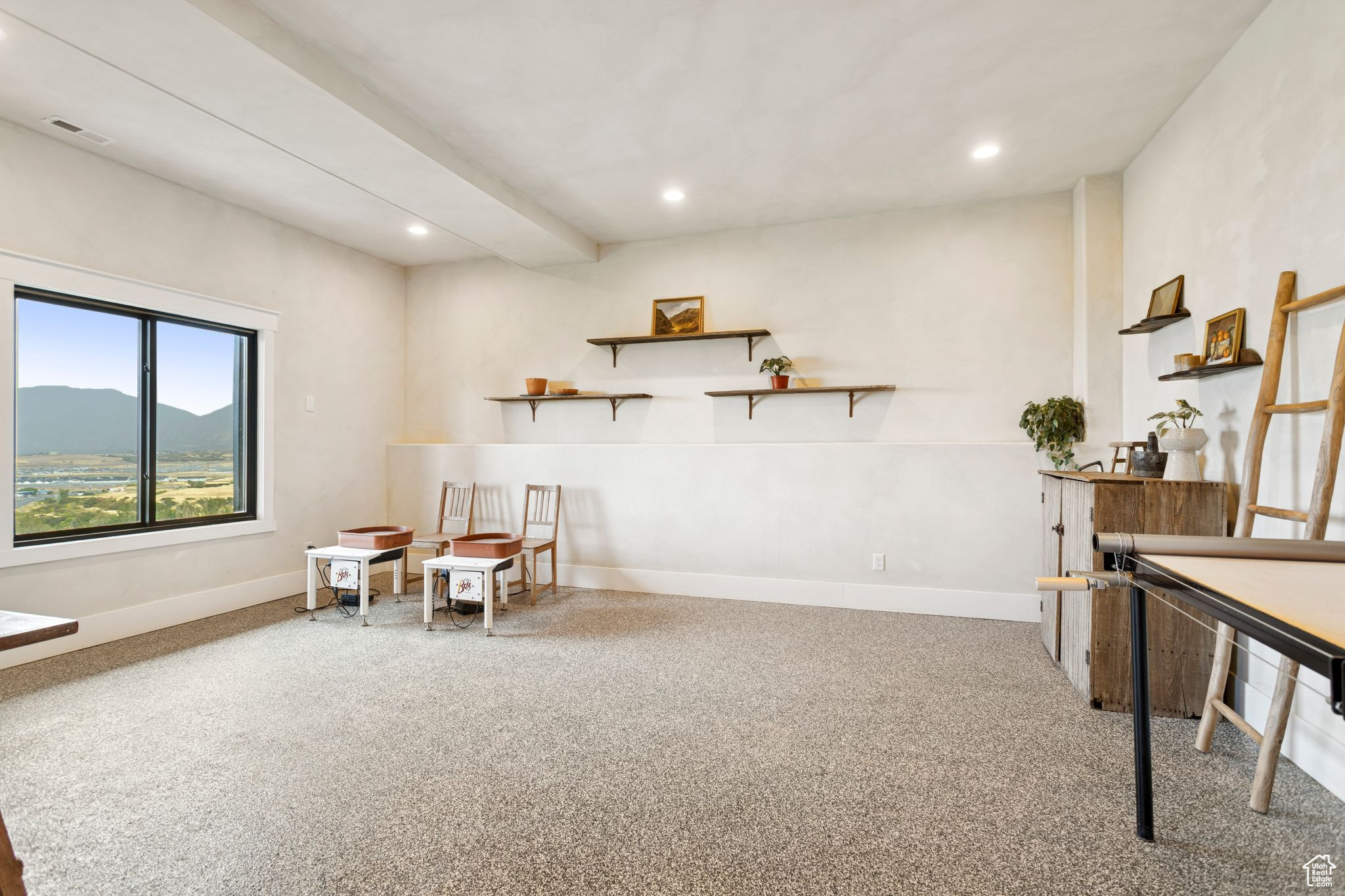 OAKRIDGE COVE - Residential