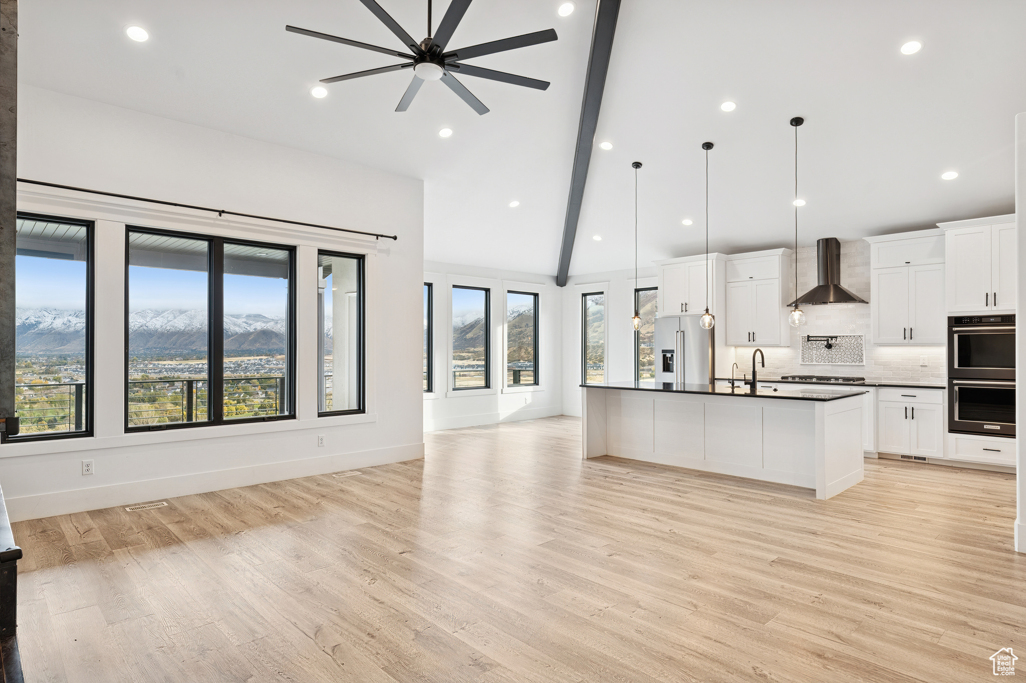 OAKRIDGE COVE - Residential