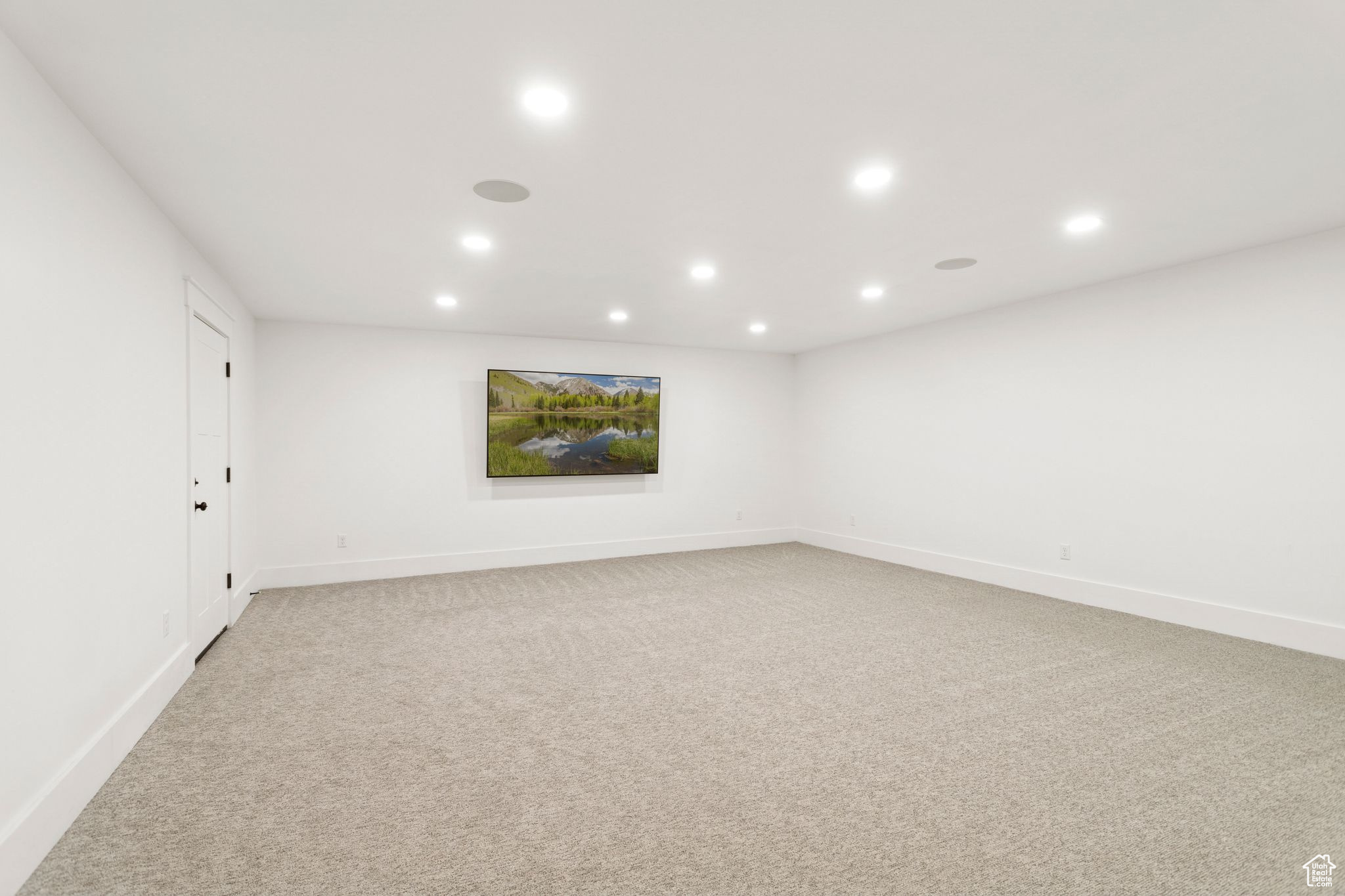 OAKRIDGE COVE - Residential