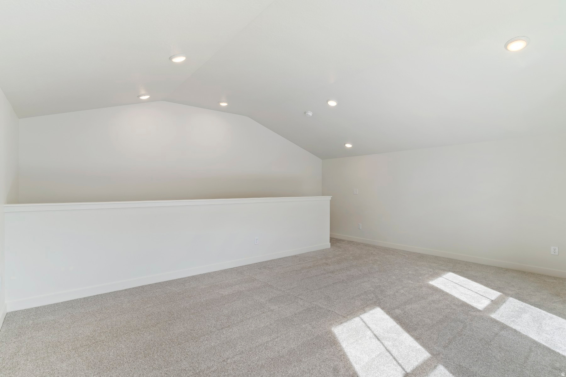 DAYBREAK - Residential