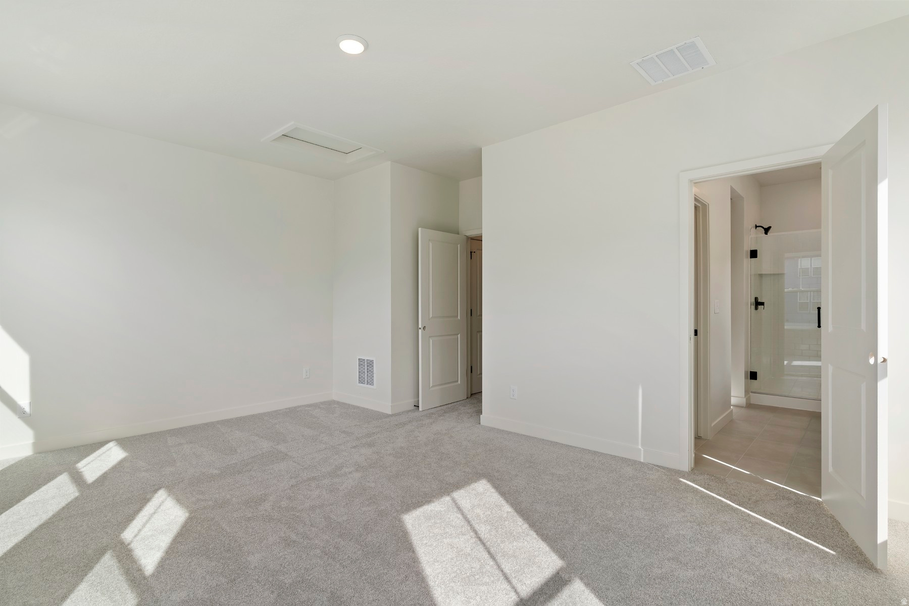 DAYBREAK - Residential