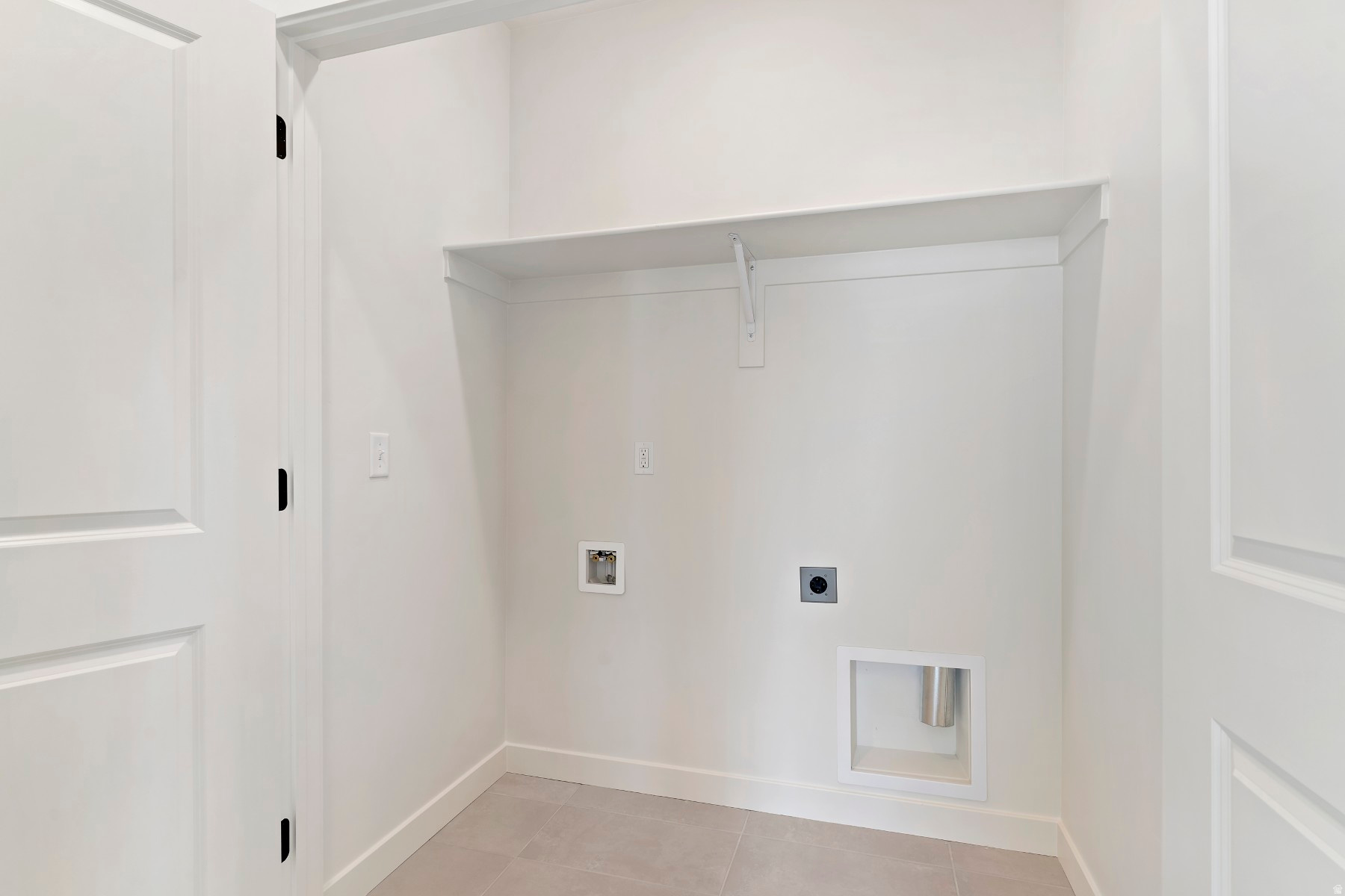 DAYBREAK - Residential