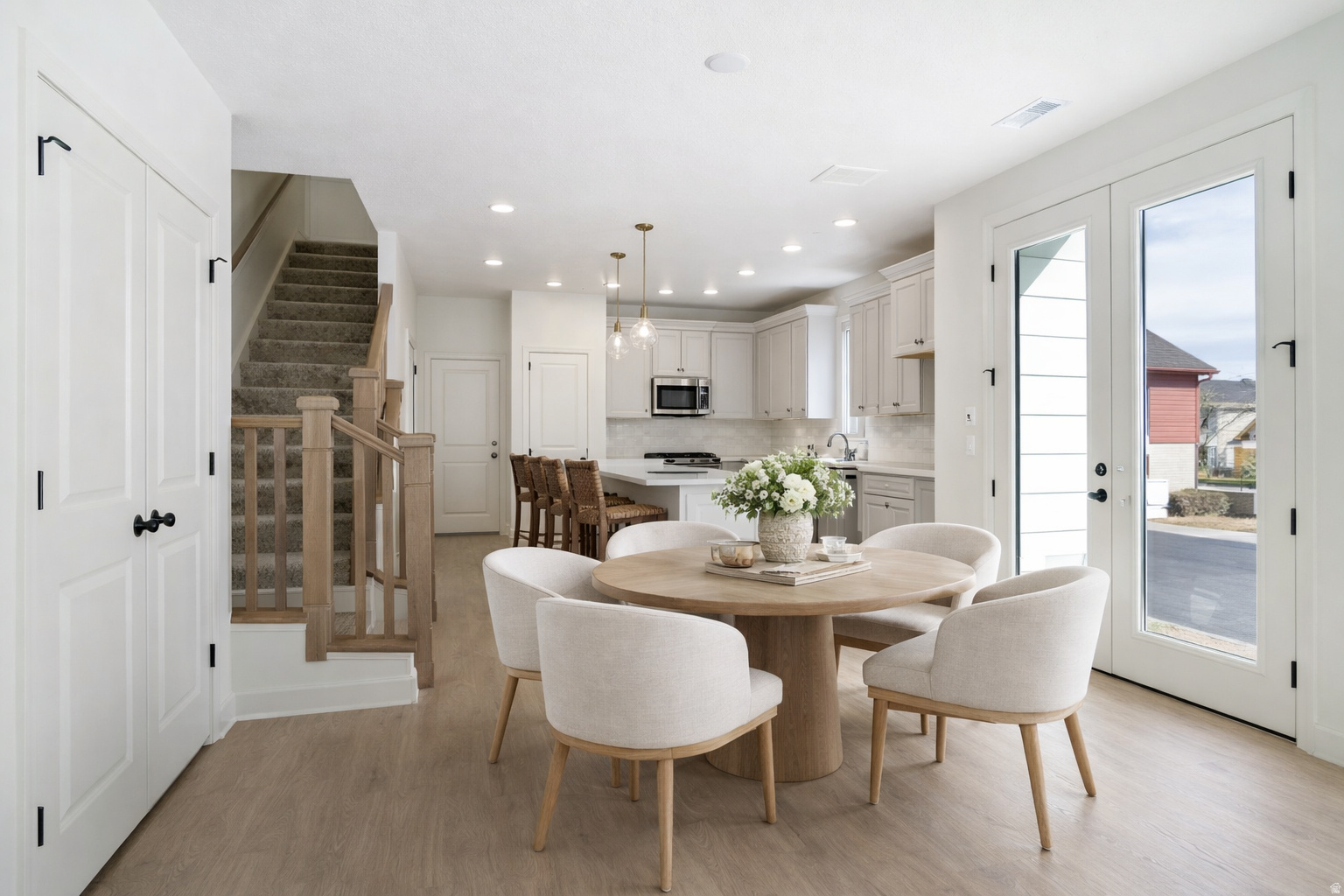 DAYBREAK - Residential