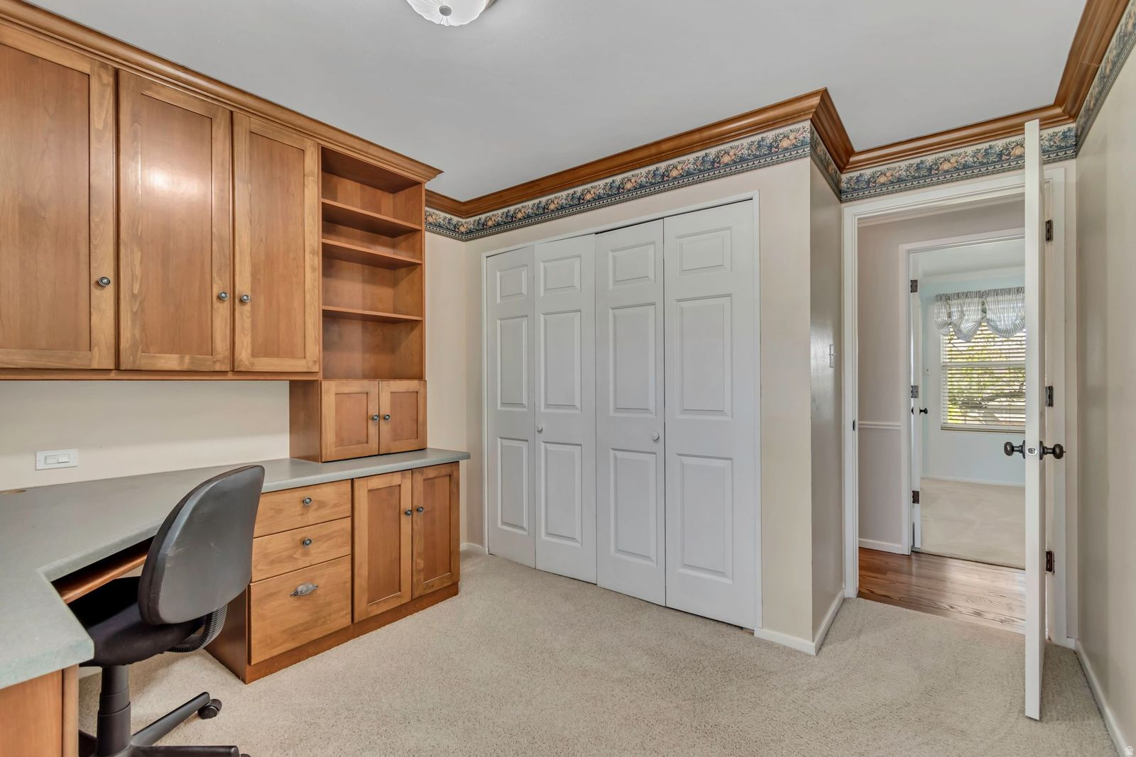 CONTINENTAL ESTATES - Residential