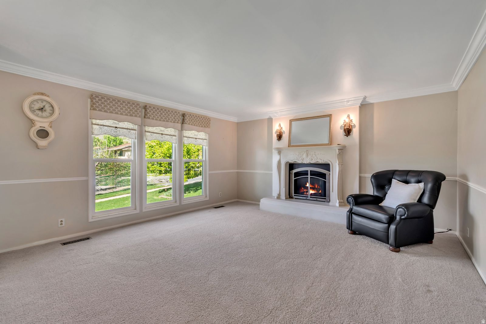 CONTINENTAL ESTATES - Residential