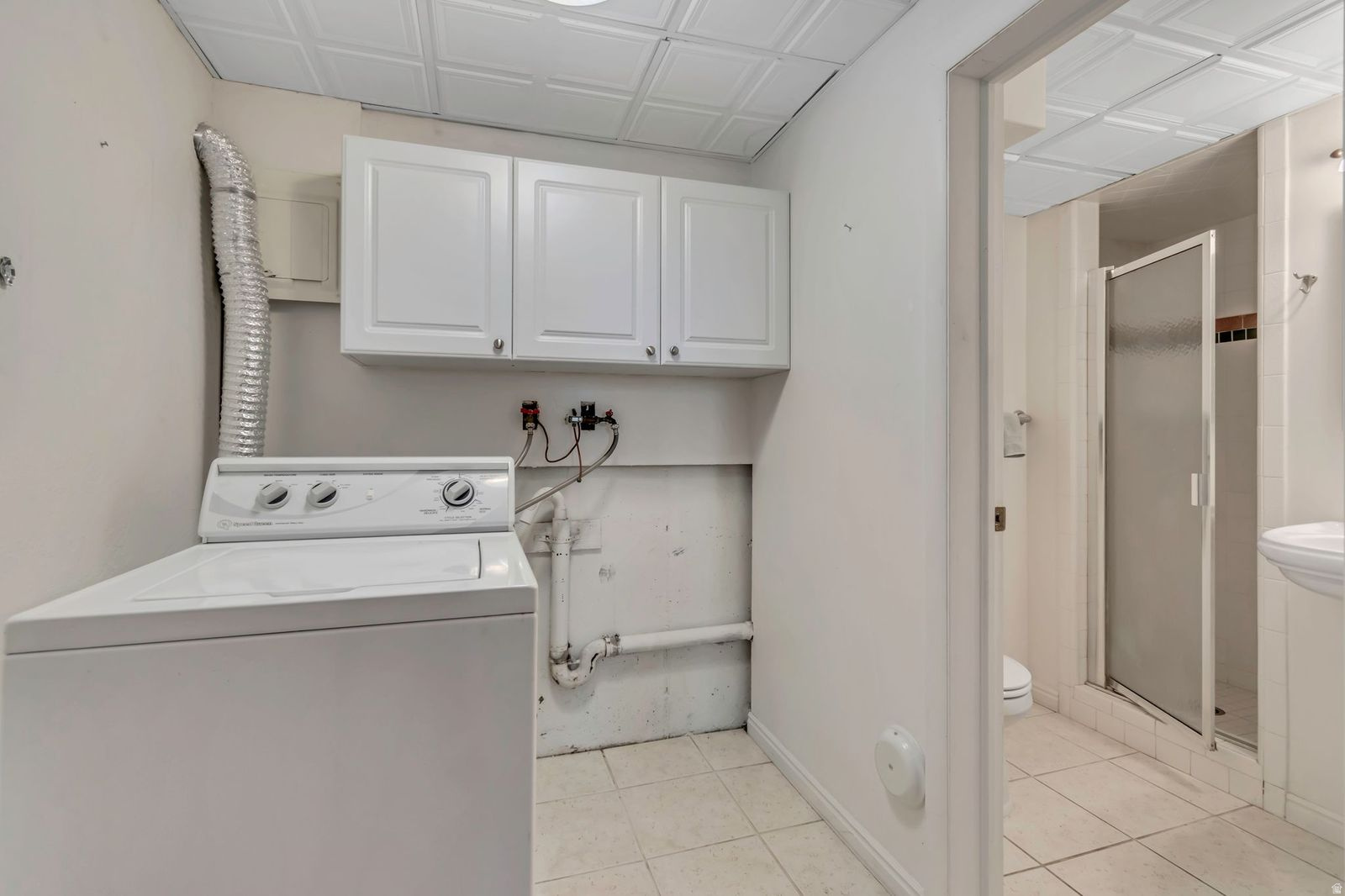 CONTINENTAL ESTATES - Residential