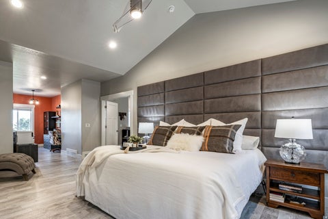 Tiny photo for 894 E NEBO S, North Ogden, UT 84414 (MLS # 2185171)