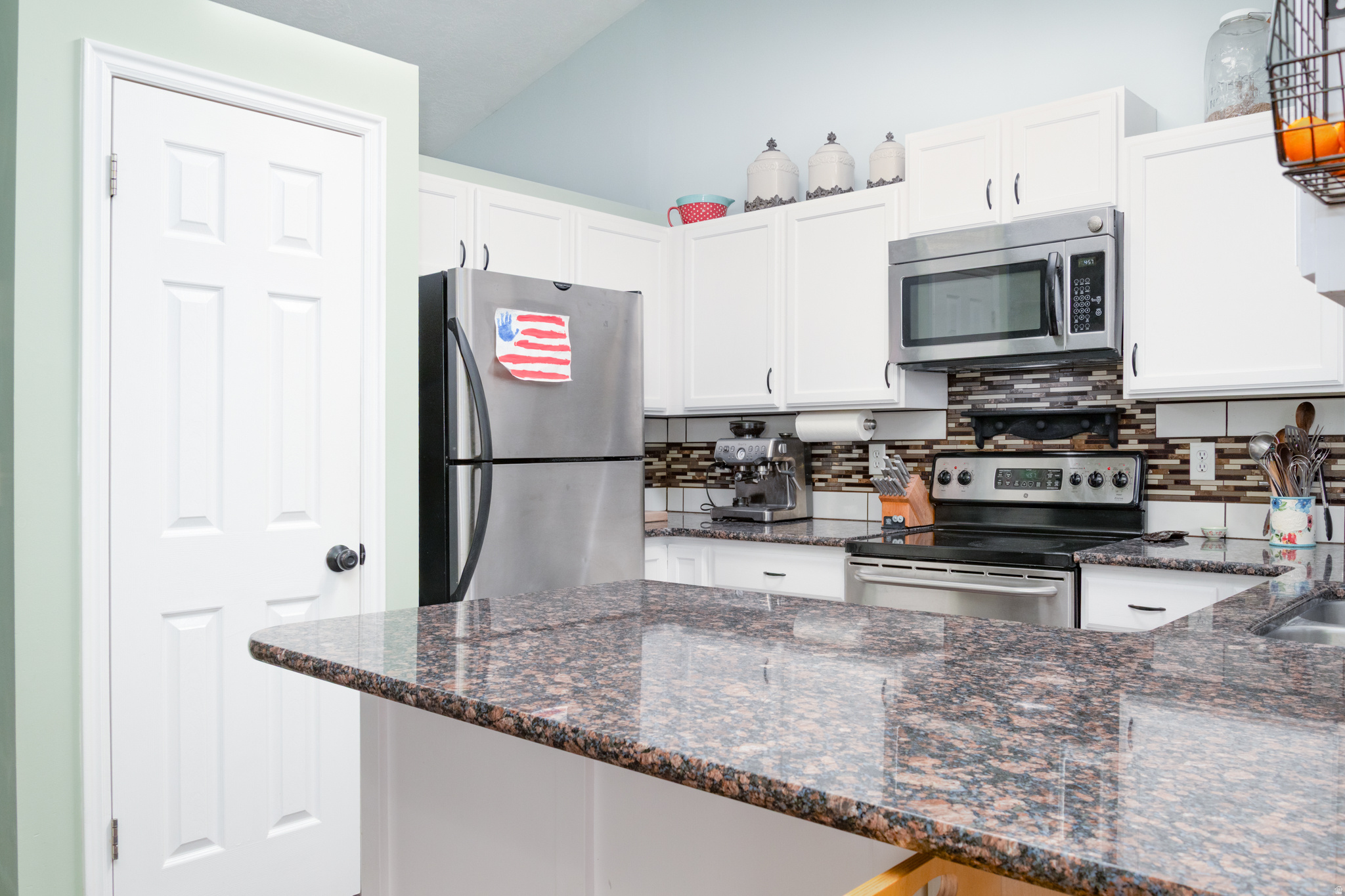 CHELSIE PARK - Residential