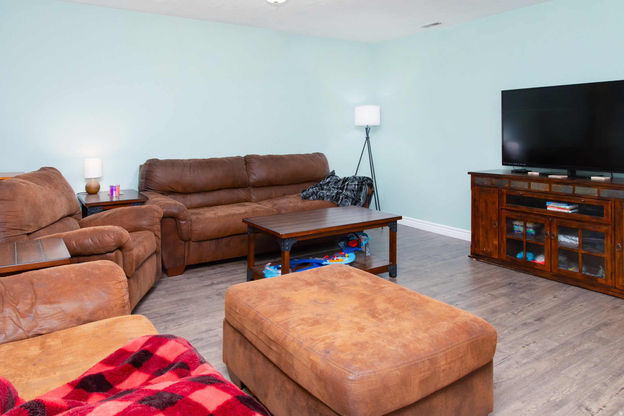 CHELSIE PARK - Residential