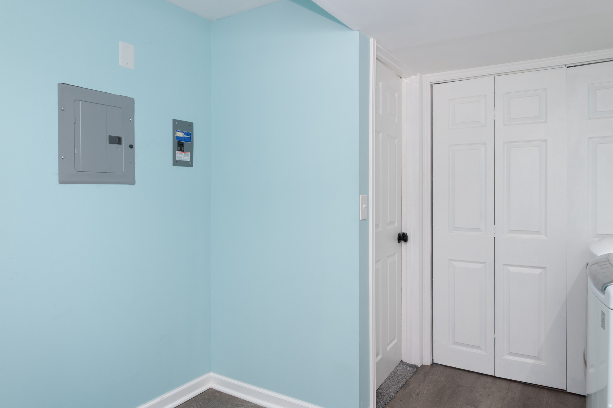 CHELSIE PARK - Residential