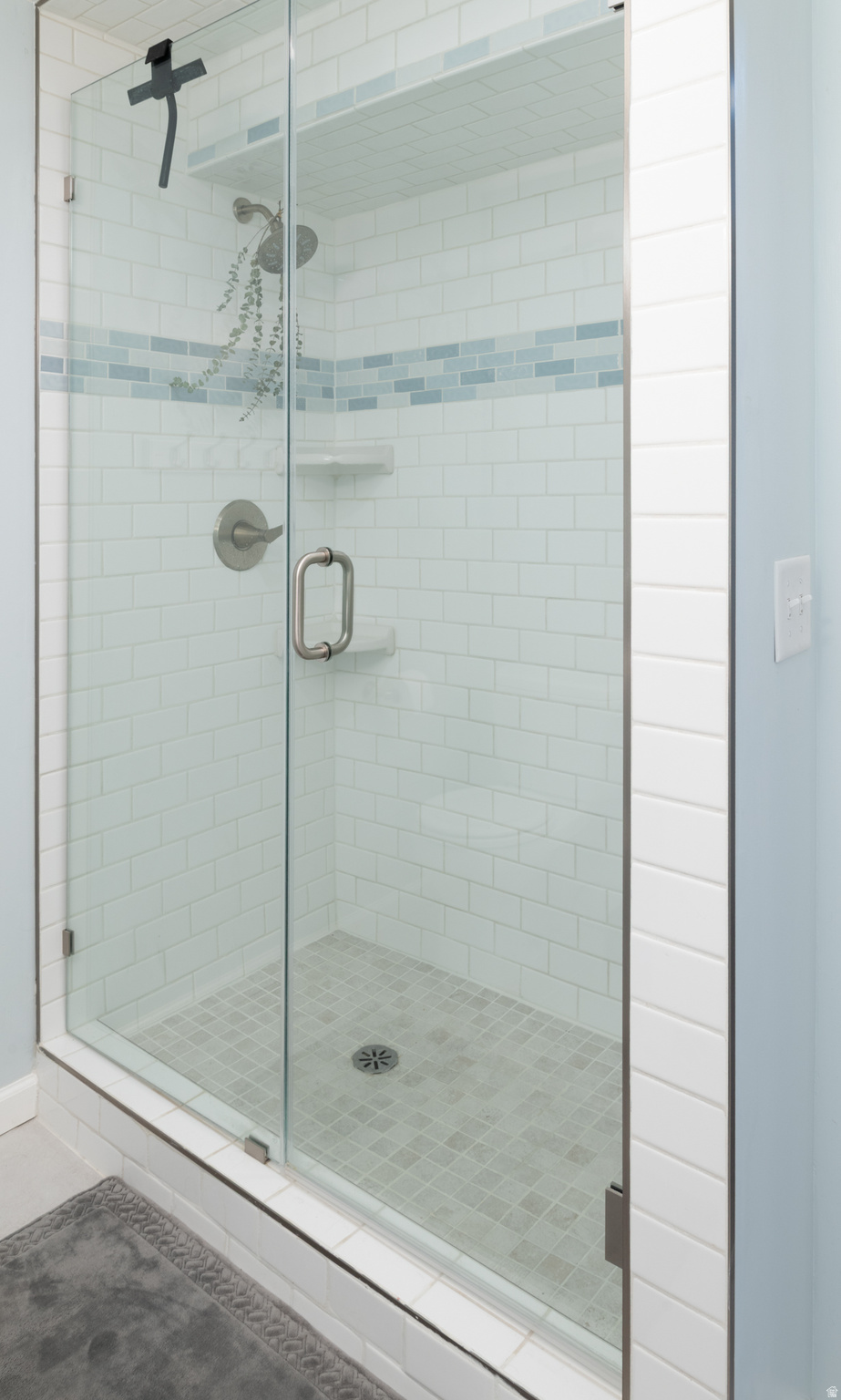 CHELSIE PARK - Residential