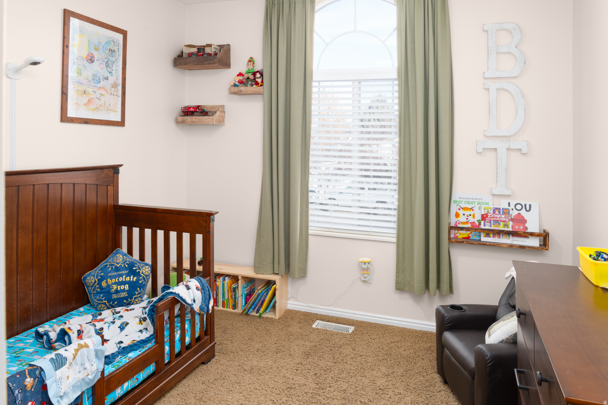 CHELSIE PARK - Residential