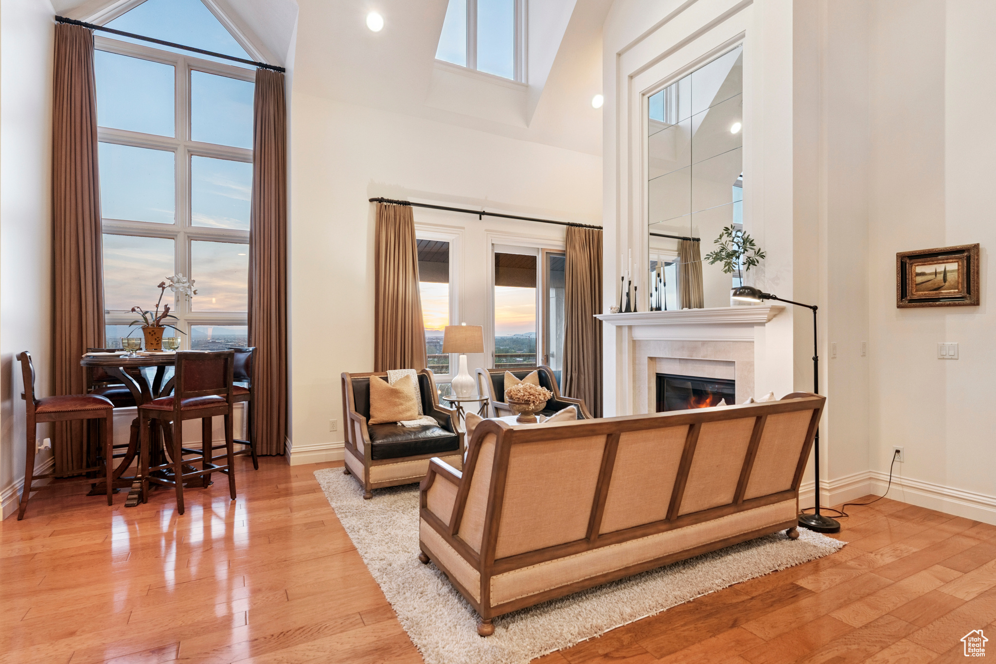 ALMOND STREET - Residential