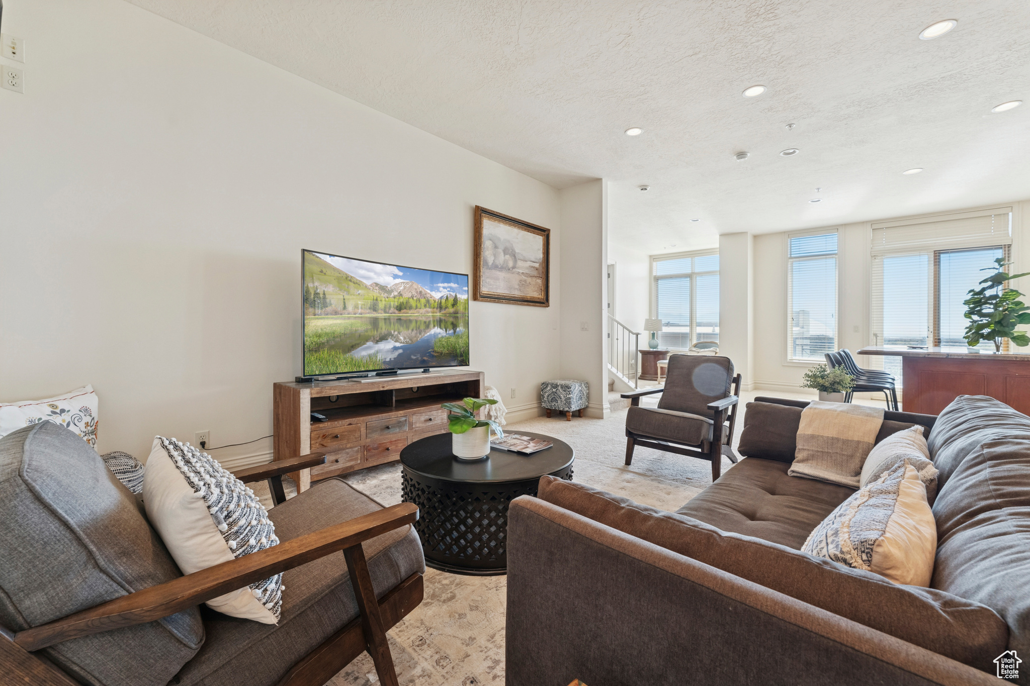 ALMOND STREET - Residential