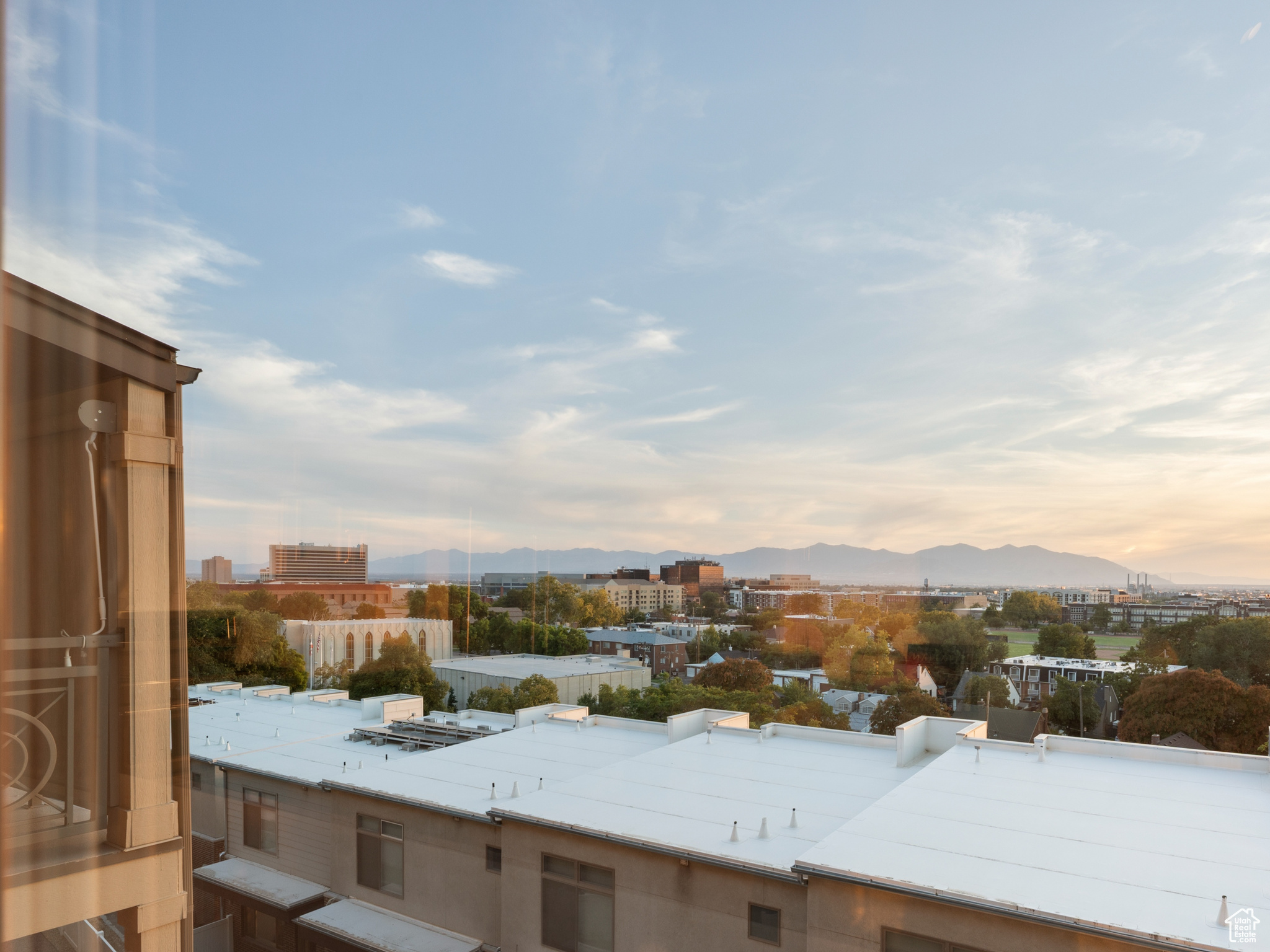 ALMOND STREET - Residential