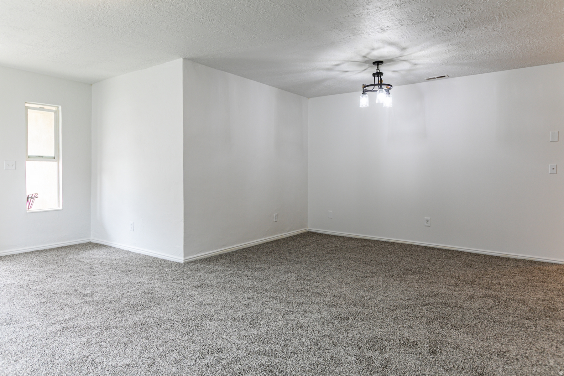 MONTANA ESTATES - Residential