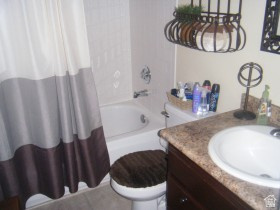 RIVERTON VILLAGE - Residential