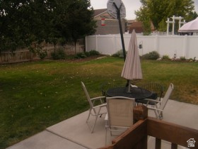 RIVERTON VILLAGE - Residential