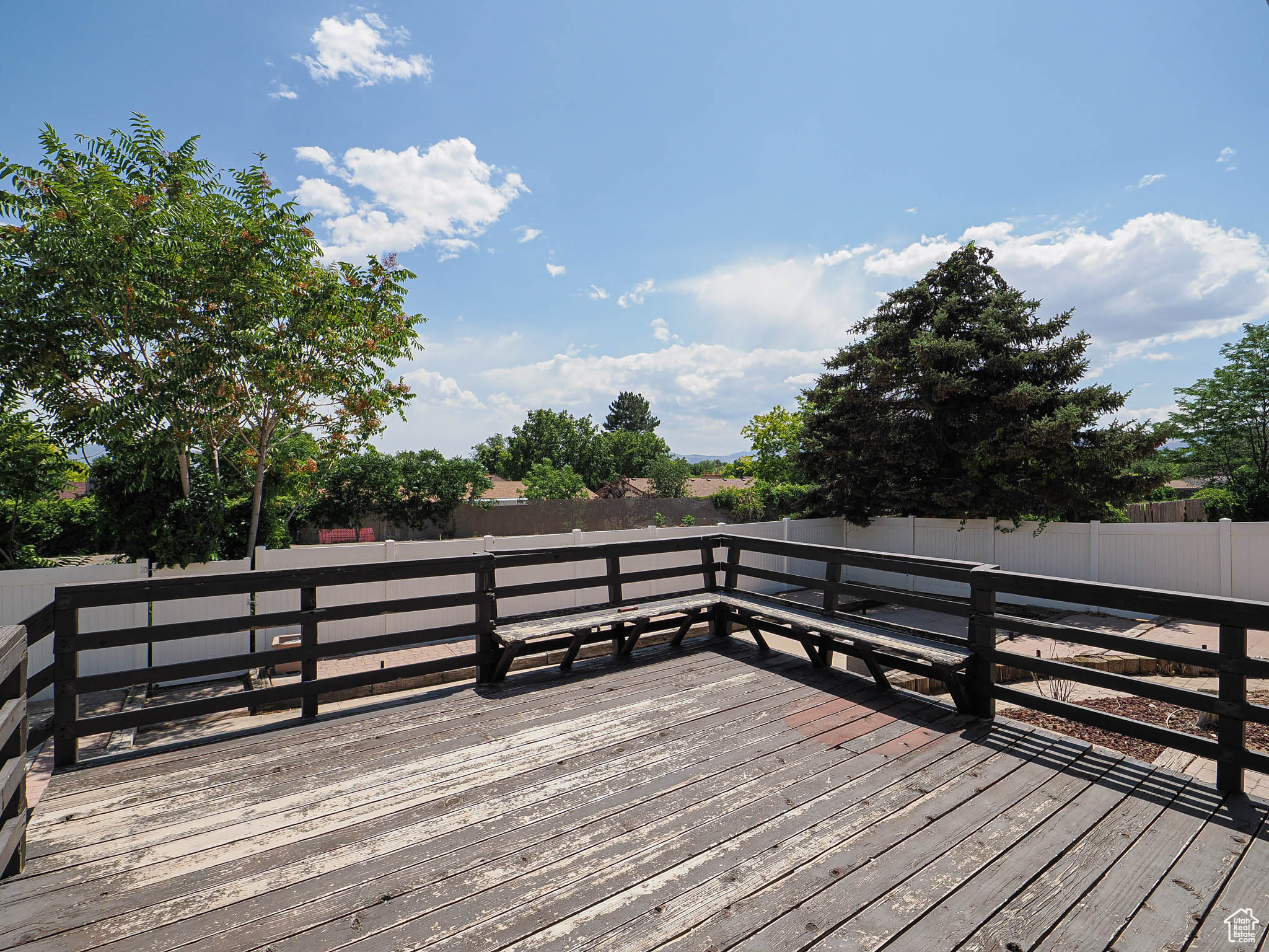 SUMMERWOOD - Residential