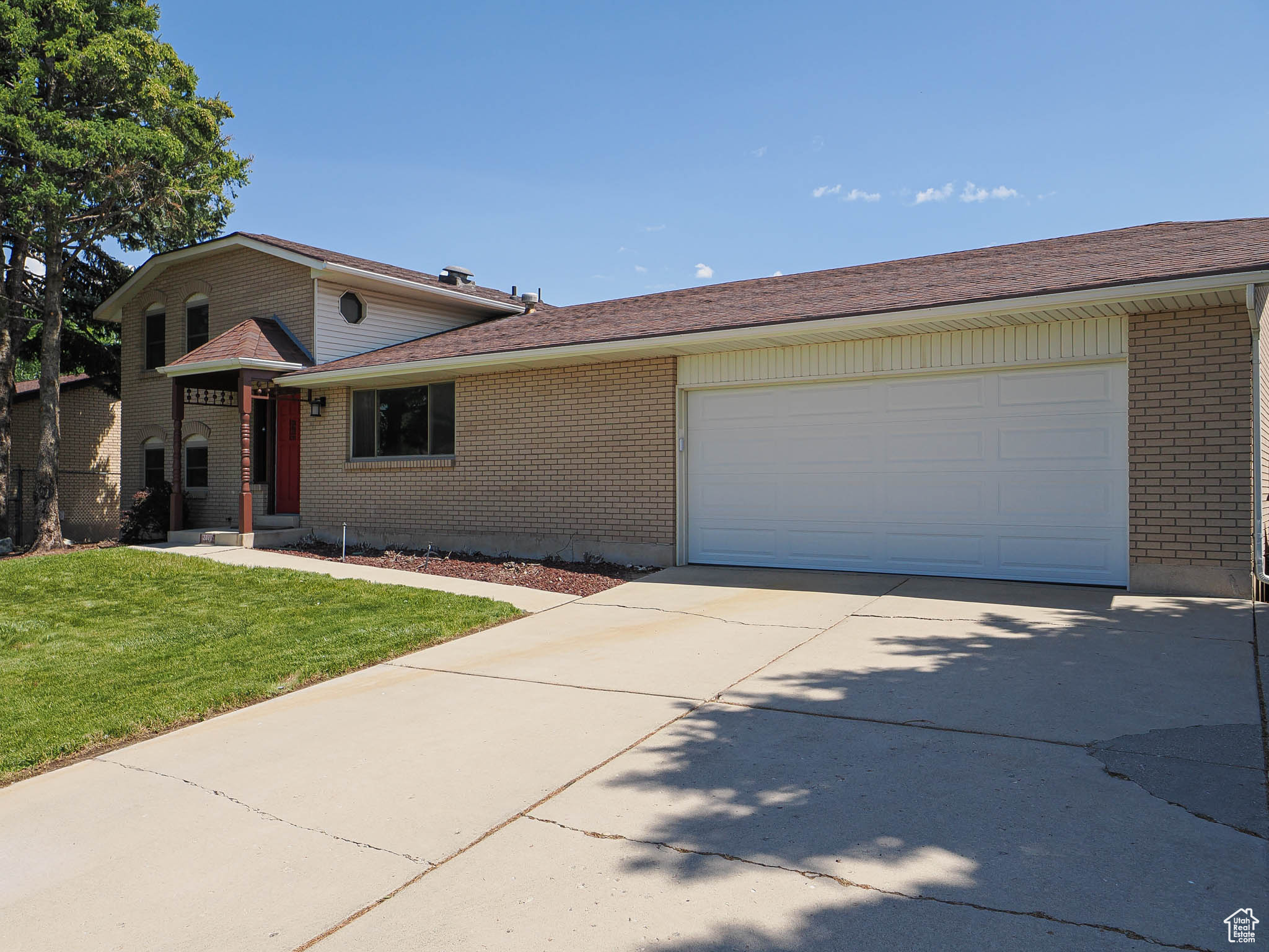 SUMMERWOOD - Residential