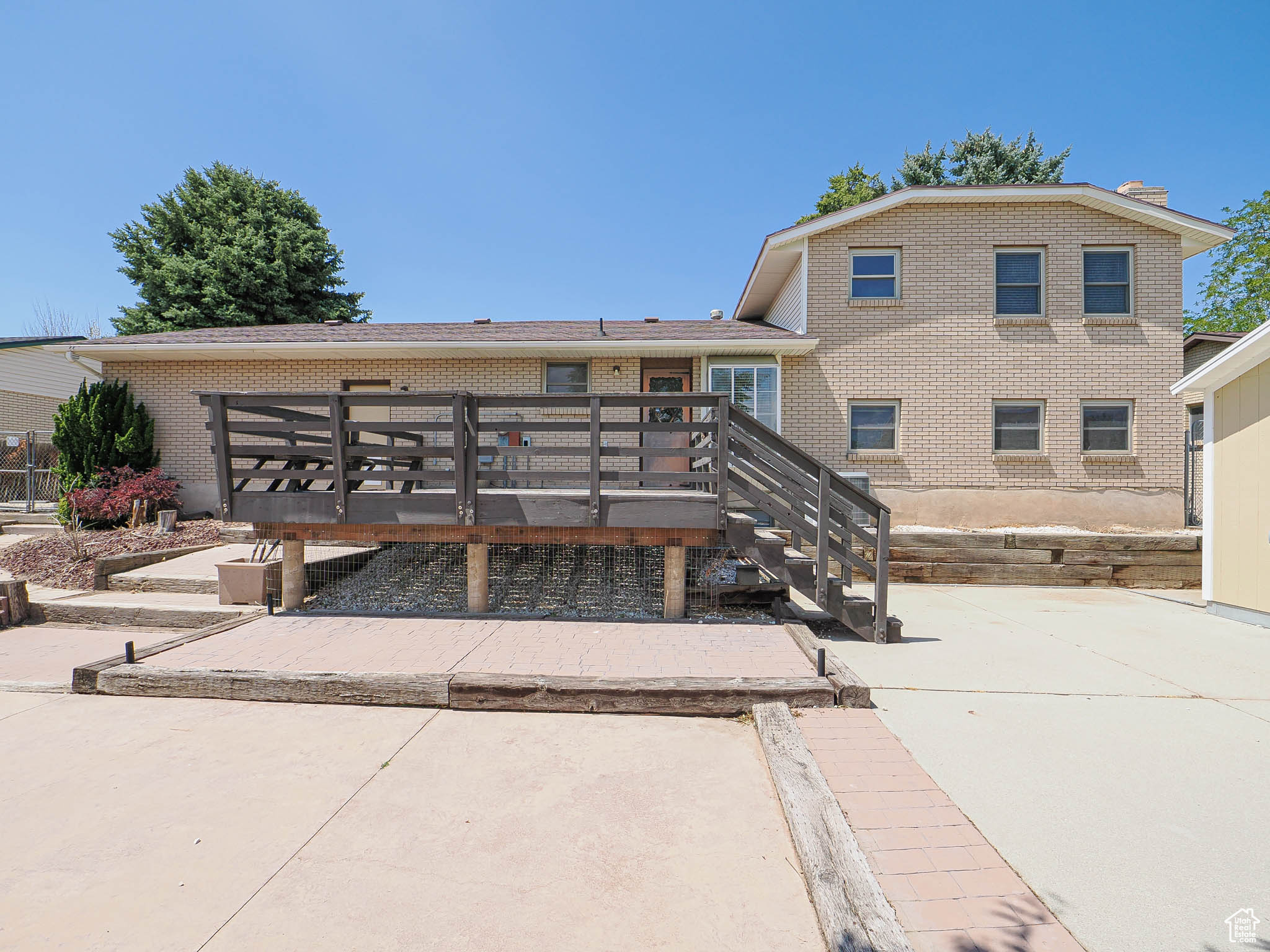 SUMMERWOOD - Residential