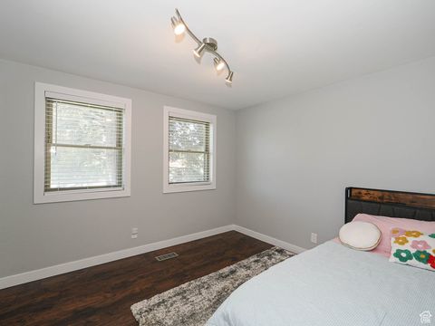 Tiny photo for 2333 W LEDGEWOOD DR, Taylorsville, UT 84129 (MLS # 2095024)