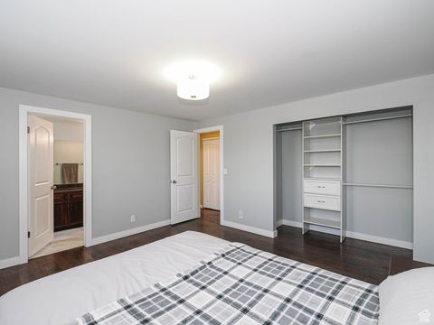 Tiny photo for 2333 W LEDGEWOOD DR, Taylorsville, UT 84129 (MLS # 2095024)