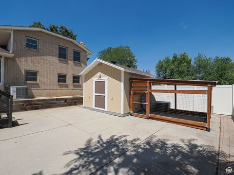 Tiny photo for 2333 W LEDGEWOOD DR, Taylorsville, UT 84129 (MLS # 2095024)