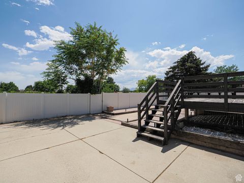 Tiny photo for 2333 W LEDGEWOOD DR, Taylorsville, UT 84129 (MLS # 2095024)