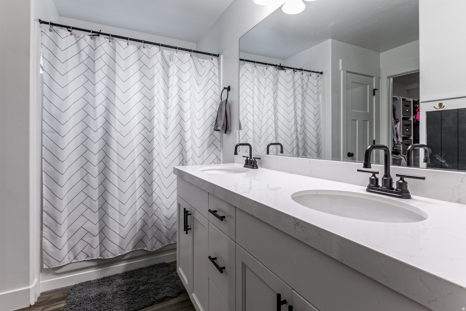 SILVERLAKE - Residential