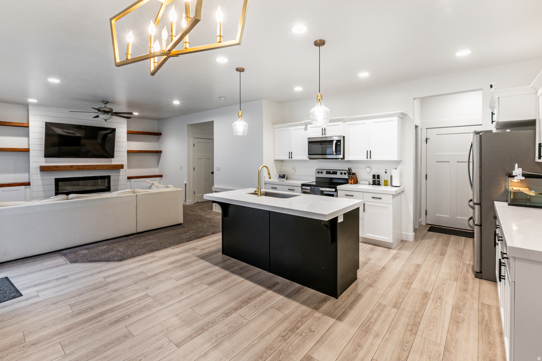 SILVERLAKE - Residential