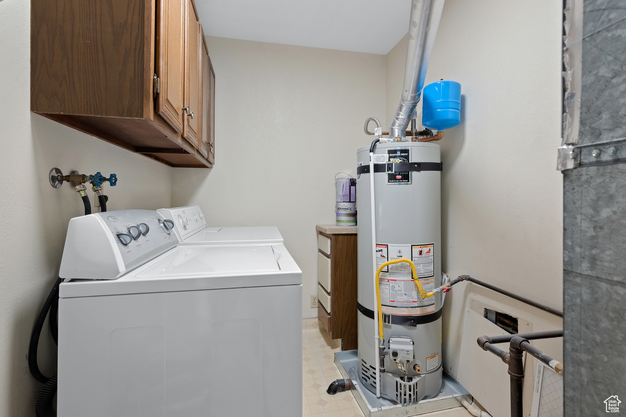 FAIRMEADOWS  CONDM - Residential