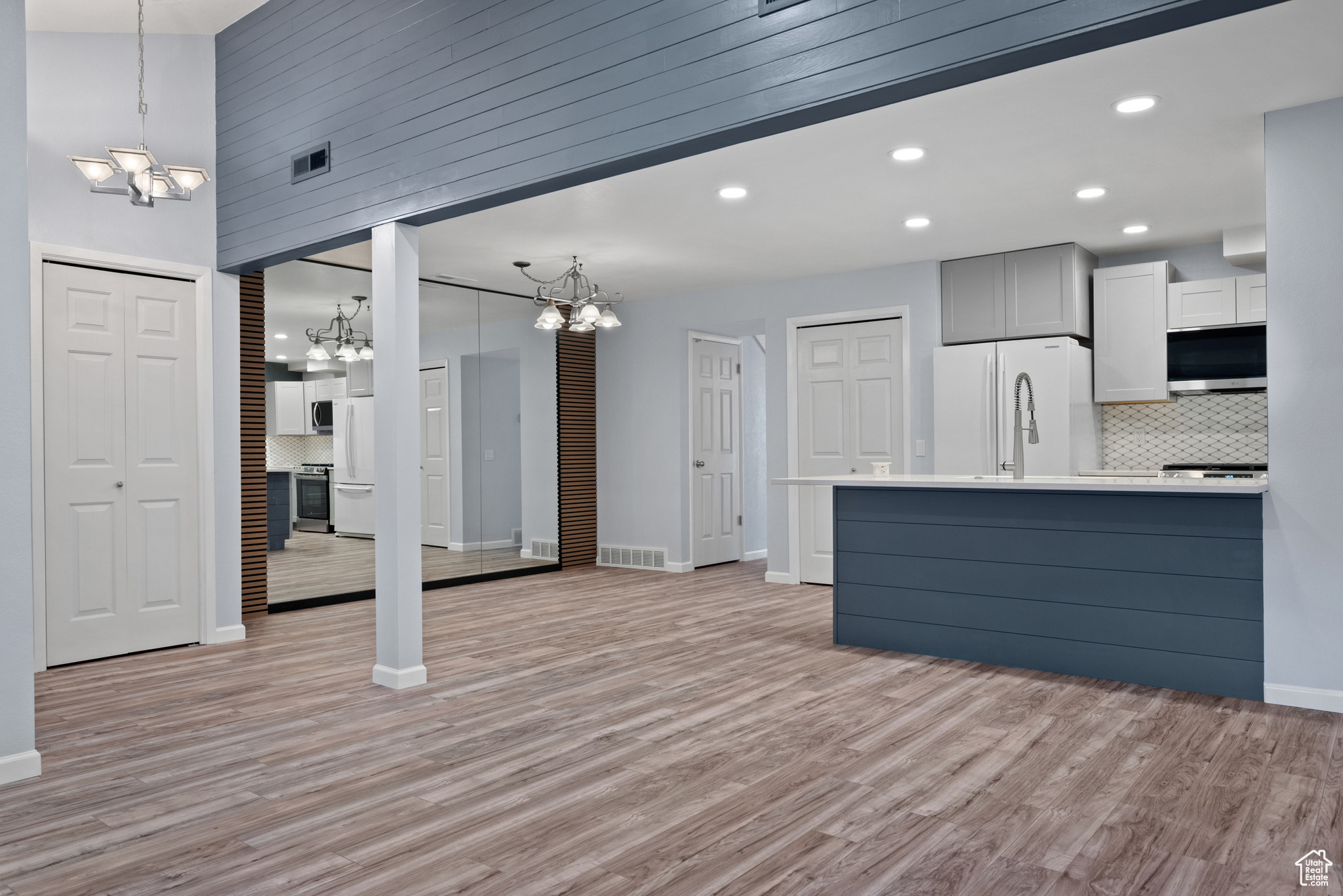 FAIRMEADOWS  CONDM - Residential