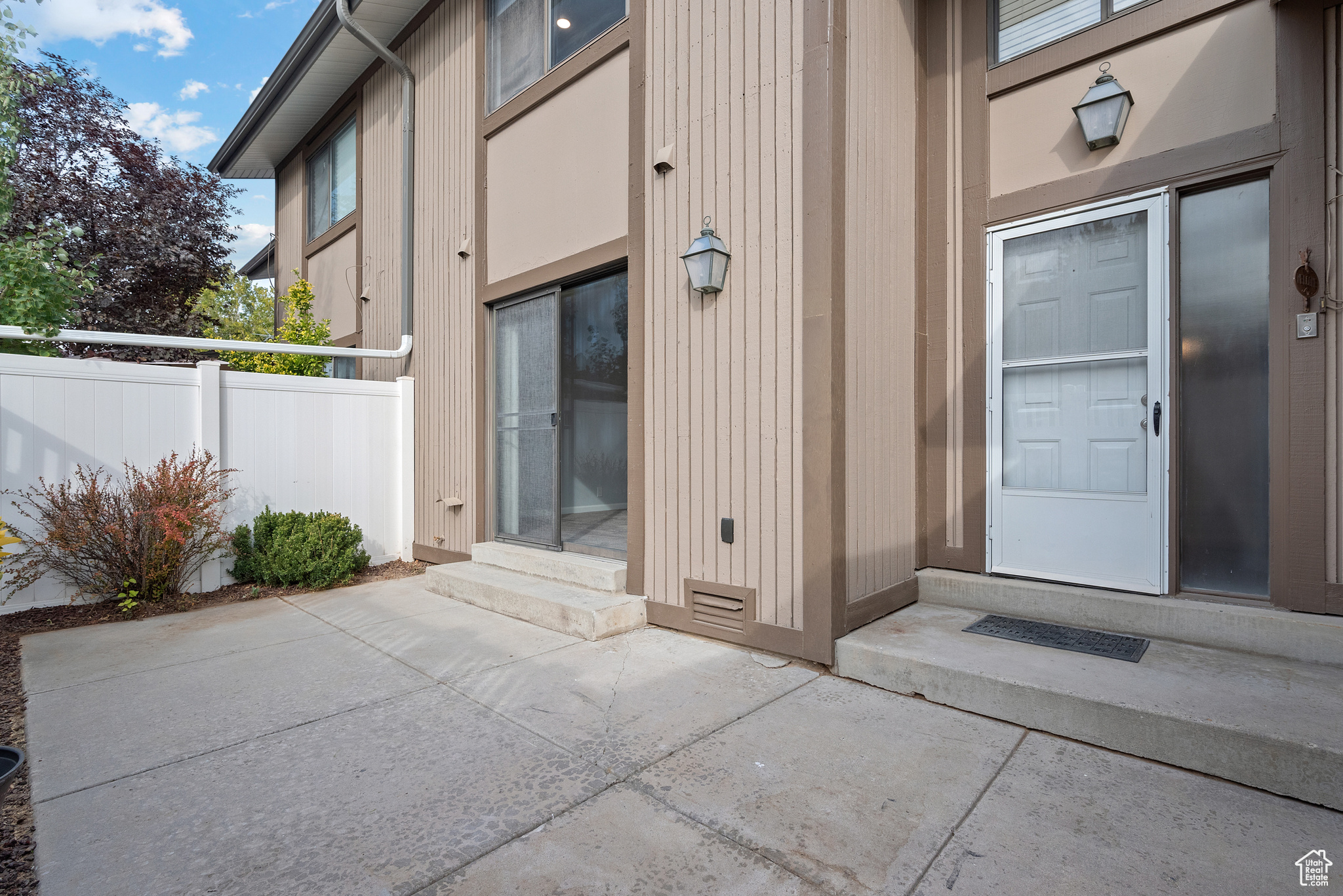 FAIRMEADOWS  CONDM - Residential